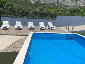Apartment in Gata with terrace, air conditioning, WiFi, washing machine (4893-1)