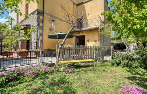 1 Bedroom Cozy Home In Montegiovi