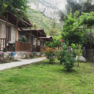 KiDRAK OTEL MONTENEGRO-1