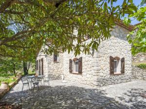 Villas Majestic Villa in Callas France with Private Pool : photos des chambres