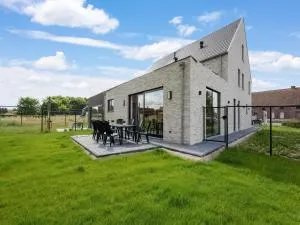Modern holiday home in Ronse with garden - 克勒伊斯贝尔亨