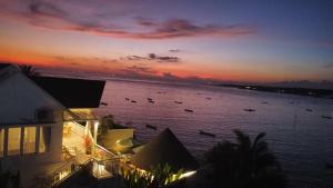 Ceningan Beachside Villas - 4hvězdičkové hotely ve městě Nusa Lembongan