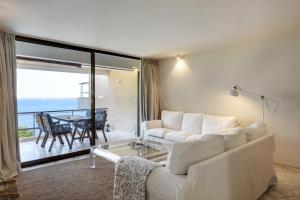 Kavouri Flat