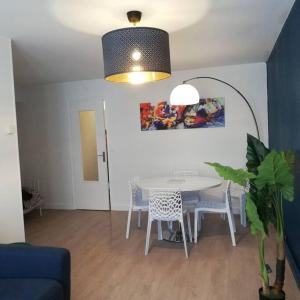 Appartements ARENA-UCPA-Centre Ville-Avenue de Laon - 3 Lits : photos des chambres