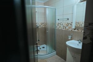 Pensiunea La Lenuta