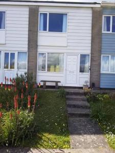 Le Chalet II free unlimited wifi 2 bed chalet House