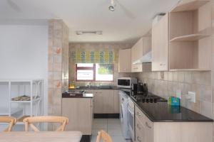 Le Paradis 28 - With Inverter