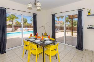 Villa Hera by Villa Plus