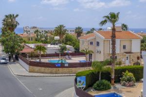 Villa Hera by Villa Plus