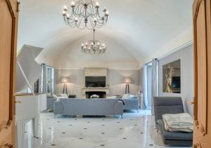 Villas BASTIDE PROVENCALE PROCHE CANNES : photos des chambres