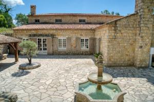 Villas BASTIDE PROVENCALE PROCHE CANNES : photos des chambres