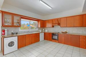 Villa Semeli by Villa Plus