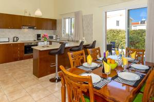 Villa Kefalonitis by Villa Plus