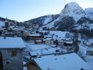 Confort 85m², 3 chambres, 5 pers, terrasse, animaux admis, St Martin de Belleville - FR-1-452-118