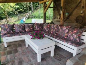 Stari dud Beserovina