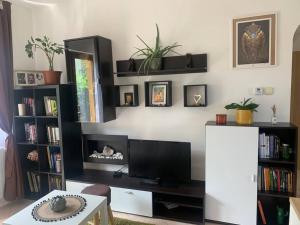 LakeLove Házikó Sopron- Erdő és tópart mellett