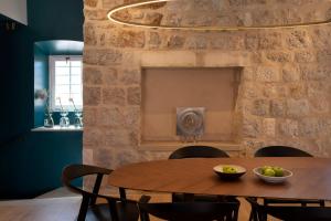 Two Bedroom Luxury Apartment Sorgo Cerva in Dubrovnik Old Town