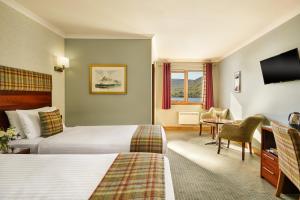Triple Room with View room in Clan Macduff Hotel