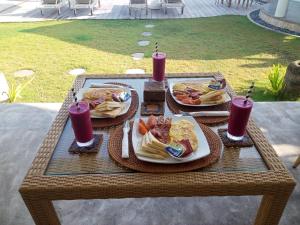 Ceningan Beachside Villas