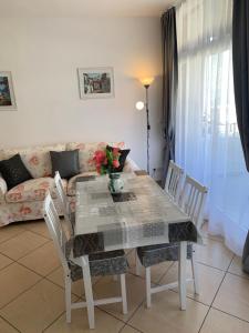 Appartamento confortevole con piscina 7