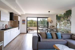 Domaine dArca - Hugo 09 - 6 pers - « Les Charmes »