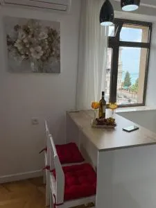 Apartment 2 minutes from the Sea - Batum