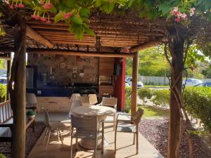 Sol, mar e natureza perto de você.