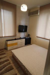 Roman baths apartment 100 m from the Sea Garden