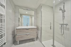 Blue Nights Appartements 71 : photos des chambres