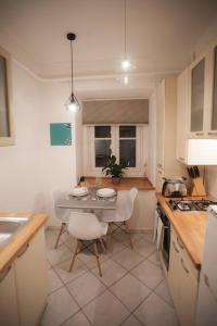 B10 Baross Apartment