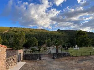 Apartamentos Rurales Casa Josefita - Педросо-де-Асим