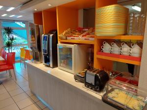 Hotels Premiere Classe Saintes : photos des chambres
