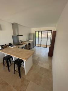 Design T3 vue mer et montagne 2 Chambres 3mn de la plage Fibre Clim