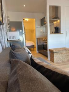 Appartements appartement avec Wifi residence Les sables face mer : photos des chambres