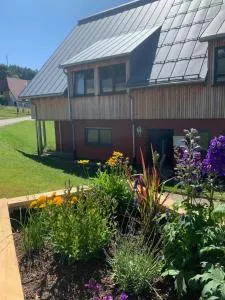 Blackforest Homestay Apartments & Chalet - Altenschwand