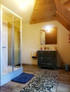 Fermes La Miellerie du Massegros : photos des chambres