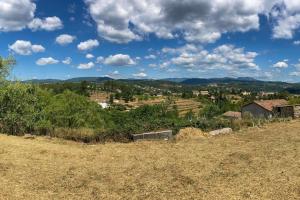 Appartements maison a Joyeuse sud Ardeche : photos des chambres