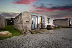 Wheal Prosper- Beautifully Fitted Wooden Lodge Helston Cornwall - Wendron