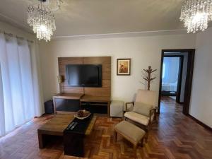 Apartamento para 9 pessoas - Blumenhaus 201 - uma quadra da Rua Coberta!