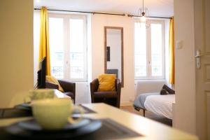 Appartements Sejour a Melun Appart'Hotel de l'Hypercentre : photos des chambres