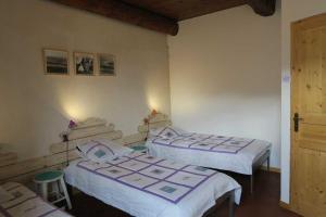 Maison 56 personnes à 5 minutes à pied du lac dEsparron de Verdon