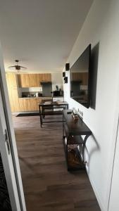 Appartements Logement avec terrasse,4 pers, parking : photos des chambres