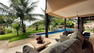 Casa confortável Vista Mar e Piscina em Taperapuan