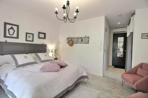 B&B / Chambres d'hotes La Villa Aux Oliviers : photos des chambres