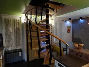 Maisons de vacances PETITE MAISON DE CAMPAGNE EN CENTRE VILLE : photos des chambres