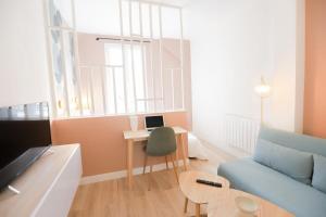 Appartements Appart' Hotel Pink Cosy 5min RER Proche Paris : photos des chambres