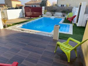 Maisons de vacances Grande maison+ piscine pour groupe/grande famille : photos des chambres