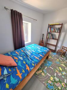 Chalets La Besonniere 2 logements independants, 1 maison et 1 mobilhome a 10 min du Puy du Fou : photos des chambres
