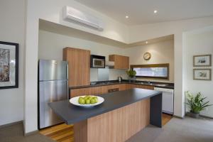 Purfect Purnell - BYO Linen