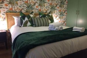 Stylish 2 Bedroom Apartment in Cape Town with Stunning Views